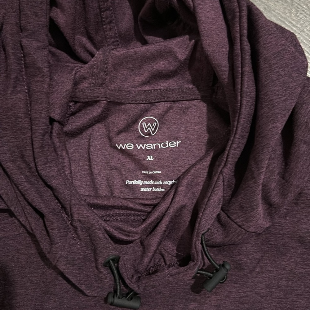 We wander running hoodie - Picture 4 of 4